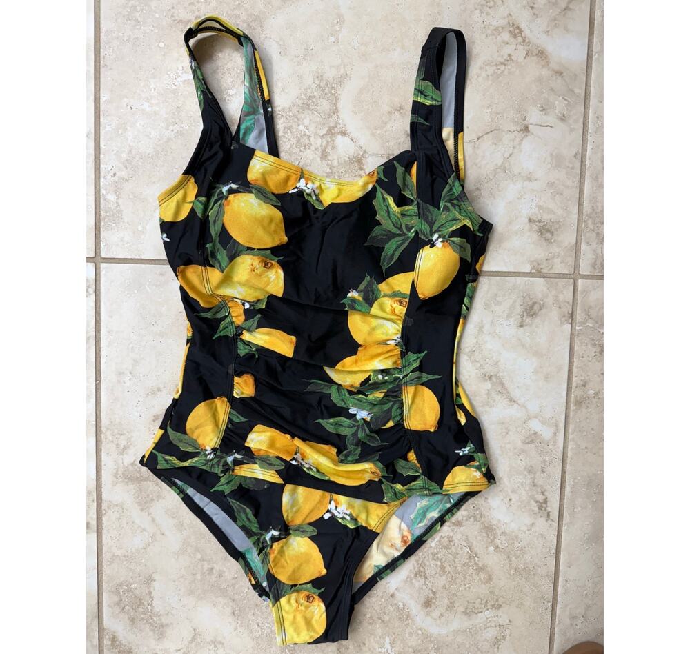 FirPearl size 8 one piece black With lemons New swim suit bathing suit